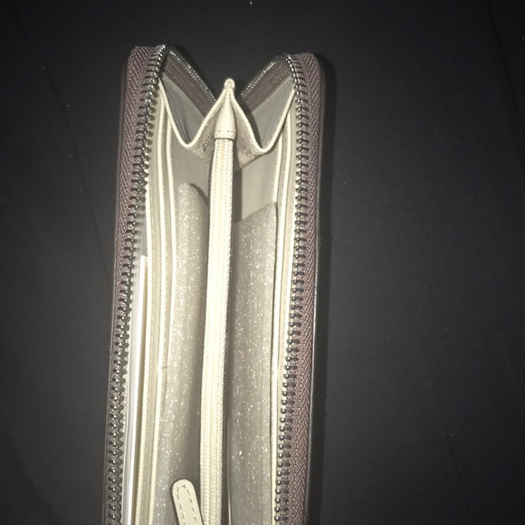Micheal Kors Wallet